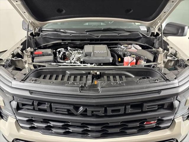 2026 Chevrolet Silverado 1500 4WD Crew Cab Short Bed Custom Trail Boss