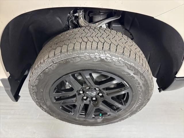 2026 Chevrolet Silverado 1500 4WD Crew Cab Short Bed Custom Trail Boss