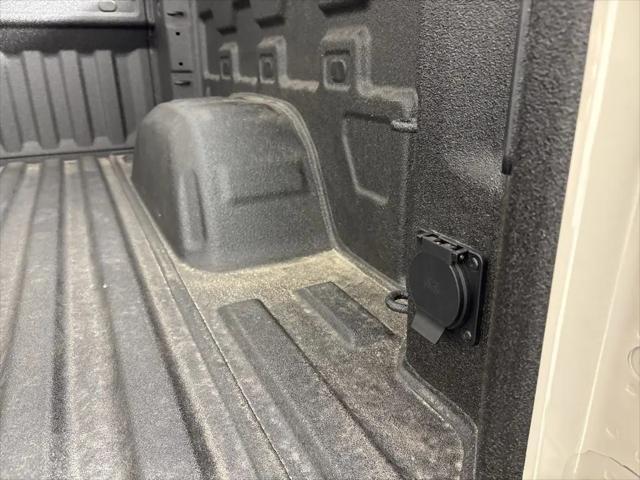 2026 Chevrolet Silverado 1500 4WD Crew Cab Short Bed Custom Trail Boss