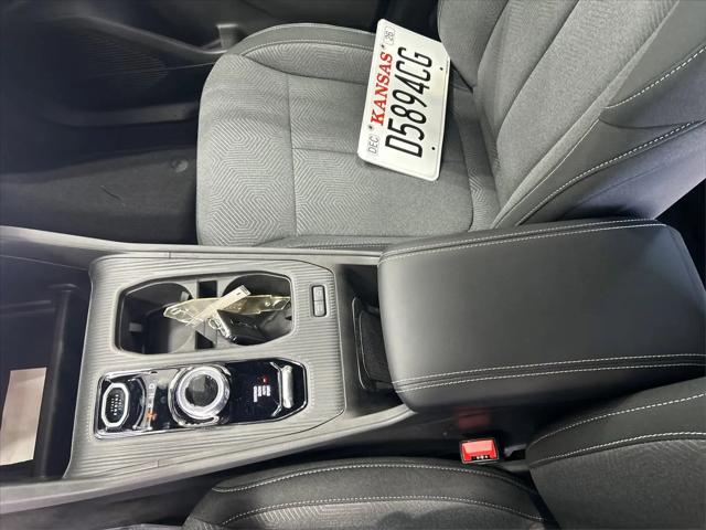 2026 Jeep Cherokee Laredo 4x4