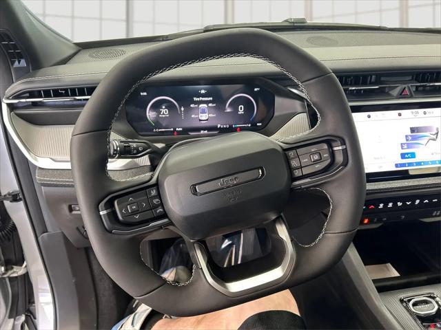 2026 Jeep Cherokee Laredo 4x4