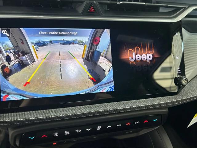 2026 Jeep Cherokee Laredo 4x4
