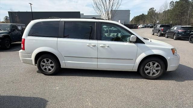 2010 Chrysler Town & Country Touring