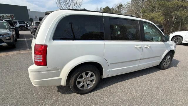 2010 Chrysler Town & Country Touring