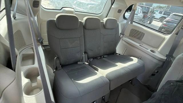 2010 Chrysler Town & Country Touring
