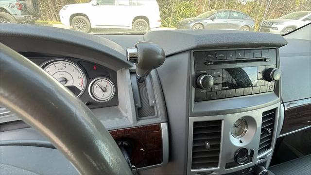 2010 Chrysler Town & Country Touring