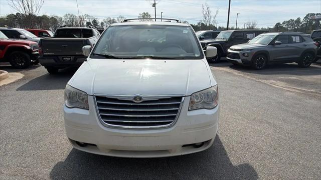 2010 Chrysler Town & Country Touring