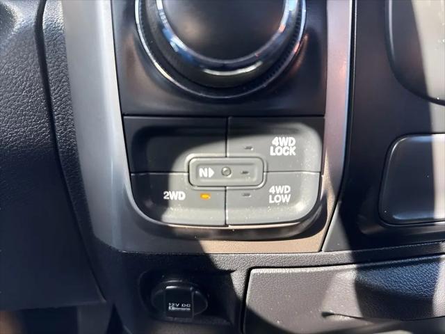2017 Ram 1500 SLT Quad Cab 4x4 6'4" Box