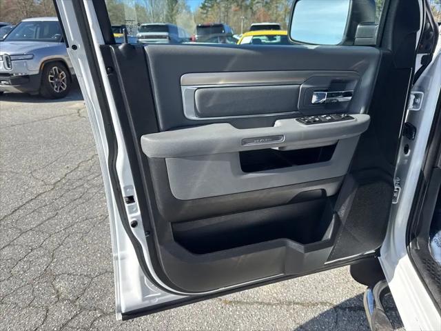 2017 Ram 1500 SLT Quad Cab 4x4 6'4" Box