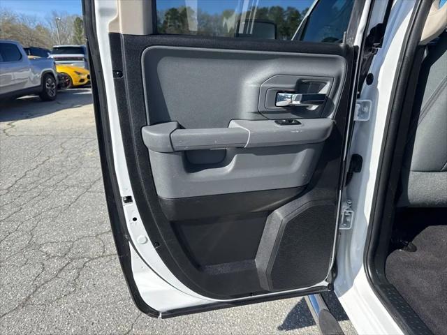 2017 Ram 1500 SLT Quad Cab 4x4 6'4" Box