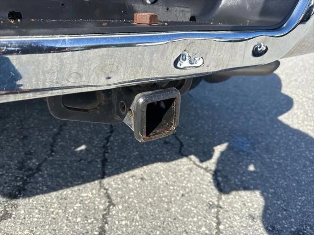 2017 Ram 1500 SLT Quad Cab 4x4 6'4" Box