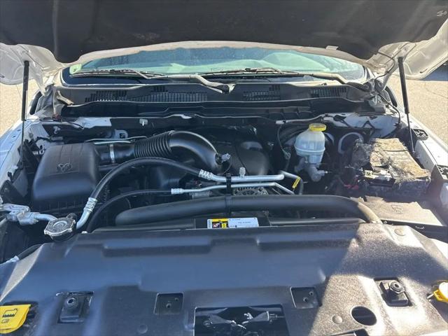 2017 Ram 1500 SLT Quad Cab 4x4 6'4" Box