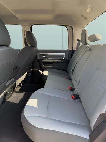 2022 Ram 1500 Classic SLT Crew Cab 4x4 6'4" Box