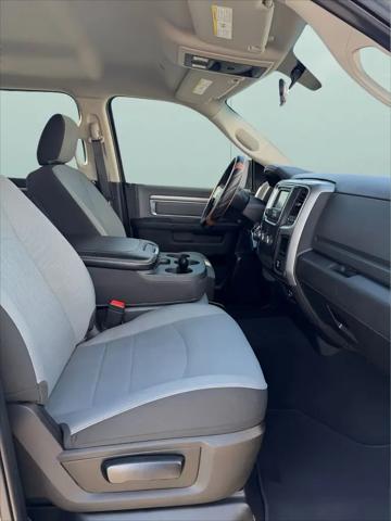 2022 Ram 1500 Classic SLT Crew Cab 4x4 6'4" Box
