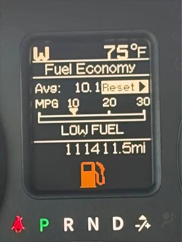 2022 Ram 1500 Classic SLT Crew Cab 4x4 6'4" Box