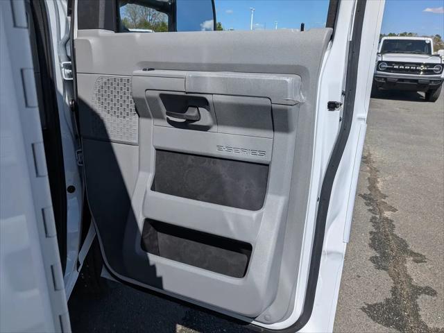 2027 Ford E-Series Cutaway E-Series Cutaway