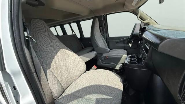 2023 Chevrolet Express Passenger RWD 3500 Extended Wheelbase LS