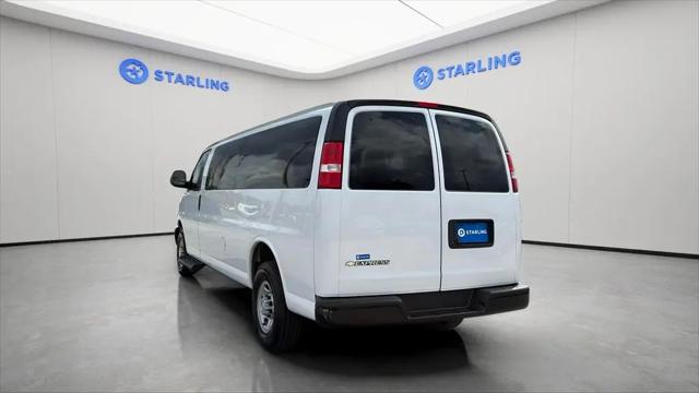 2023 Chevrolet Express Passenger RWD 3500 Extended Wheelbase LS