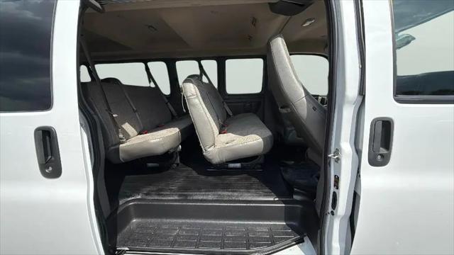 2023 Chevrolet Express Passenger RWD 3500 Extended Wheelbase LS