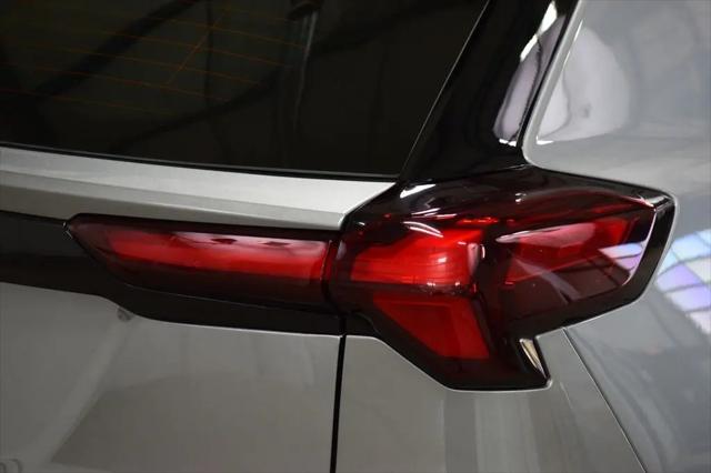 2027 Chevrolet Bolt LT FWD