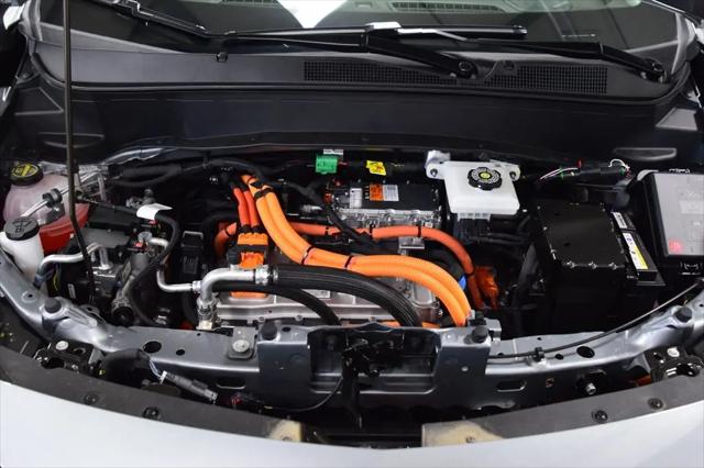 2027 Chevrolet Bolt LT FWD