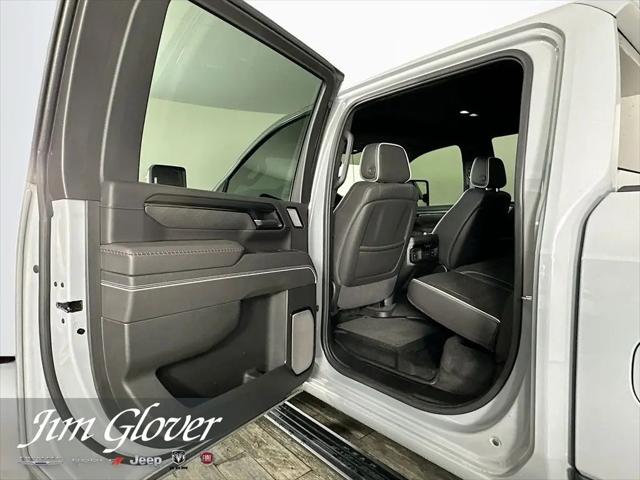 2024 GMC Sierra 2500HD 4WD Crew Cab Standard Bed AT4X