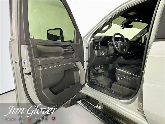 2024 GMC Sierra 2500HD 4WD Crew Cab Standard Bed AT4X