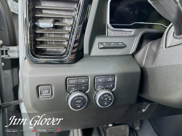 2024 GMC Sierra 2500HD 4WD Crew Cab Standard Bed AT4X