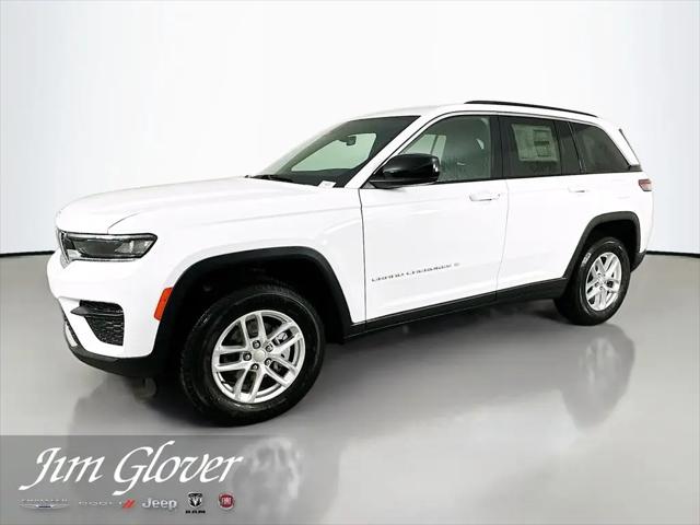 2026 Jeep Grand Cherokee Laredo 4x2