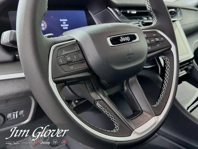 2026 Jeep Grand Cherokee Laredo 4x2