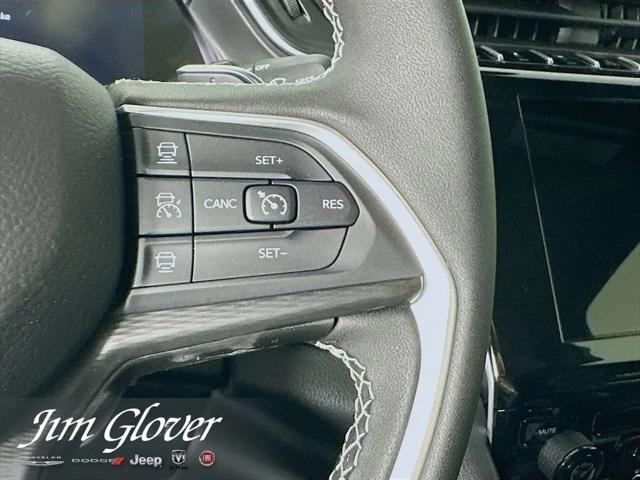 2026 Jeep Grand Cherokee Laredo 4x2