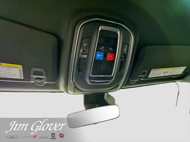 2026 Jeep Grand Cherokee Laredo 4x2