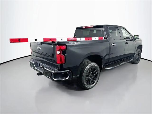 2024 Chevrolet Silverado 1500 4WD Crew Cab Short Bed Custom Trail Boss