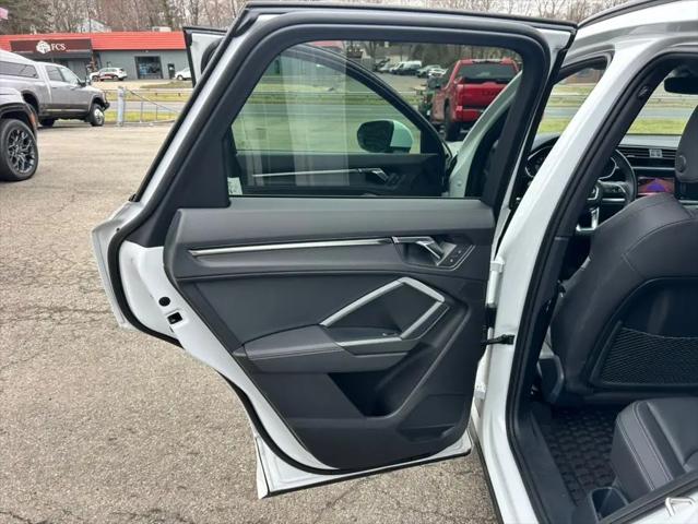2022 Audi Q3 Premium 45 TFSI S line quattro Tiptronic