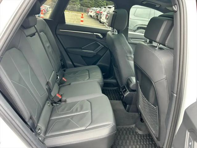 2022 Audi Q3 Premium 45 TFSI S line quattro Tiptronic