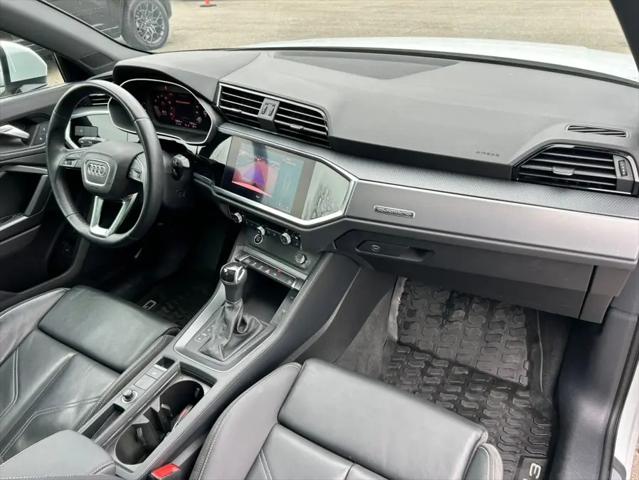 2022 Audi Q3 Premium 45 TFSI S line quattro Tiptronic