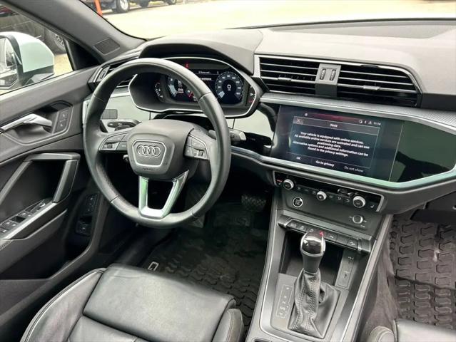 2022 Audi Q3 Premium 45 TFSI S line quattro Tiptronic