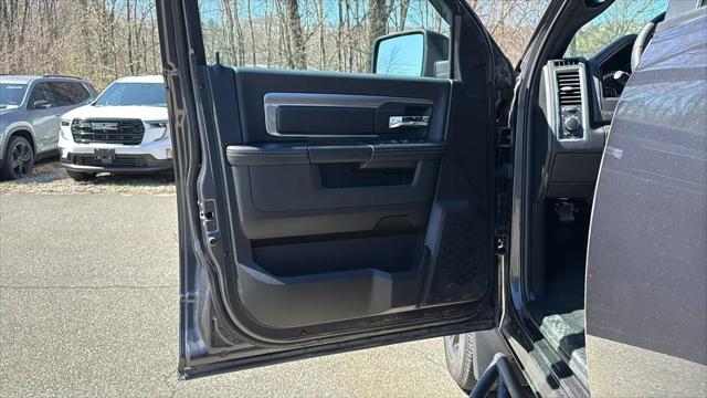 2022 Ram 1500 Classic Warlock Quad Cab 4x4 6'4" Box