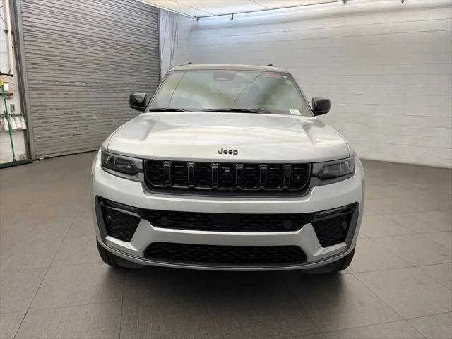 2026 Jeep Grand Cherokee L Summit 4x4