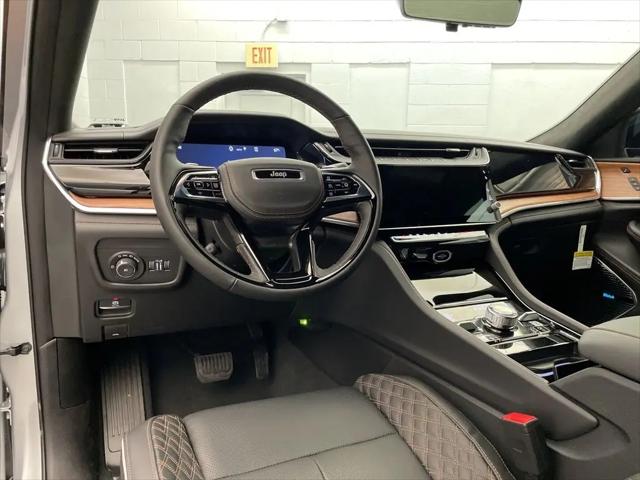 2026 Jeep Grand Cherokee L Summit 4x4