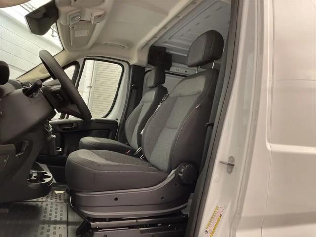 2026 Ram ProMaster Cargo Van Tradesman Low Roof 118" WB w/Pass Seat