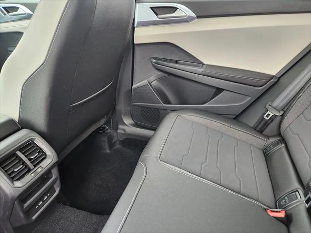 2026 Volkswagen Taos SE