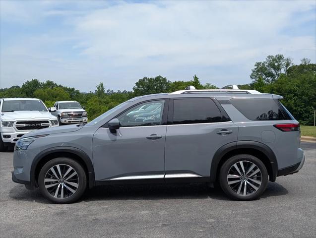 2025 Nissan Pathfinder Platinum 4WD