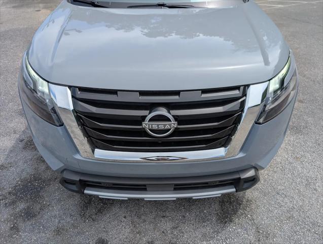2025 Nissan Pathfinder Platinum 4WD
