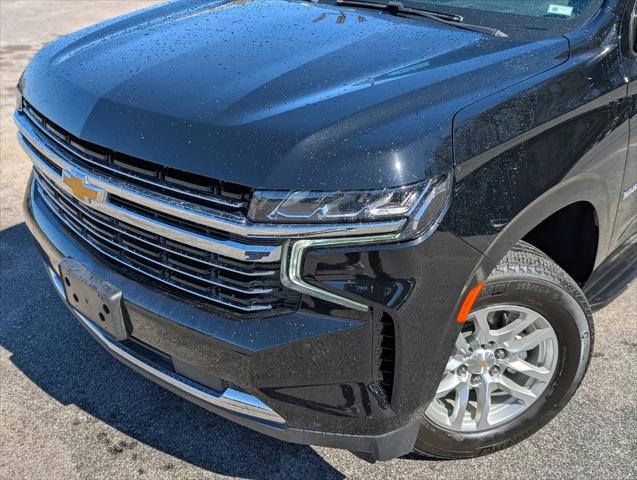 2024 Chevrolet Suburban 2WD LT