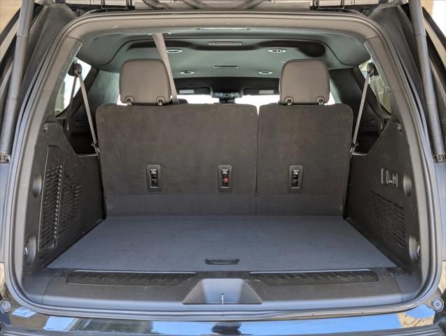 2024 Chevrolet Suburban 2WD LT