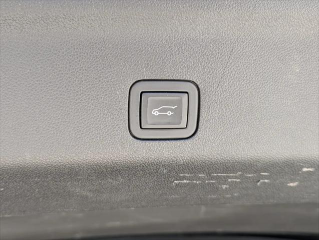 2024 Chevrolet Suburban 2WD LT