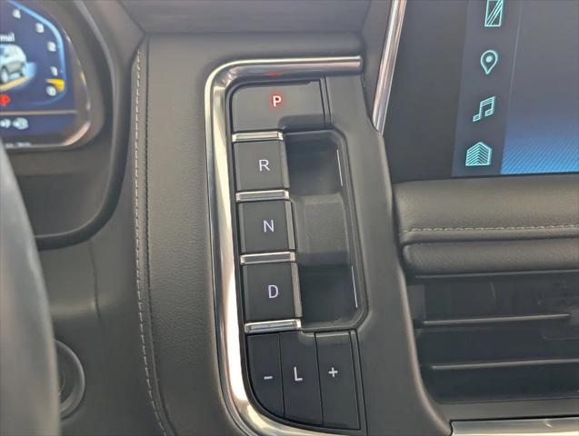 2024 Chevrolet Suburban 2WD LT