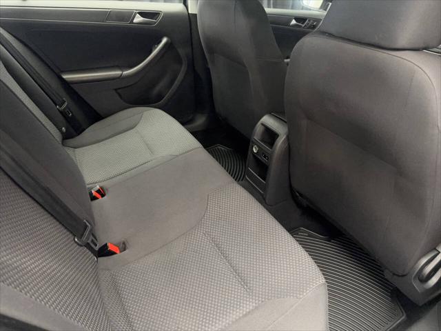2013 Volkswagen Jetta 2.0L S