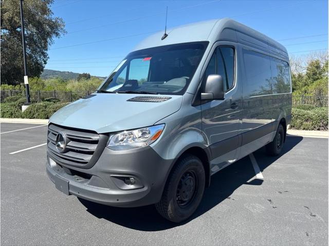 2025 Mercedes-Benz Sprinter 2500 Standard Roof 4-Cyl Diesel HO